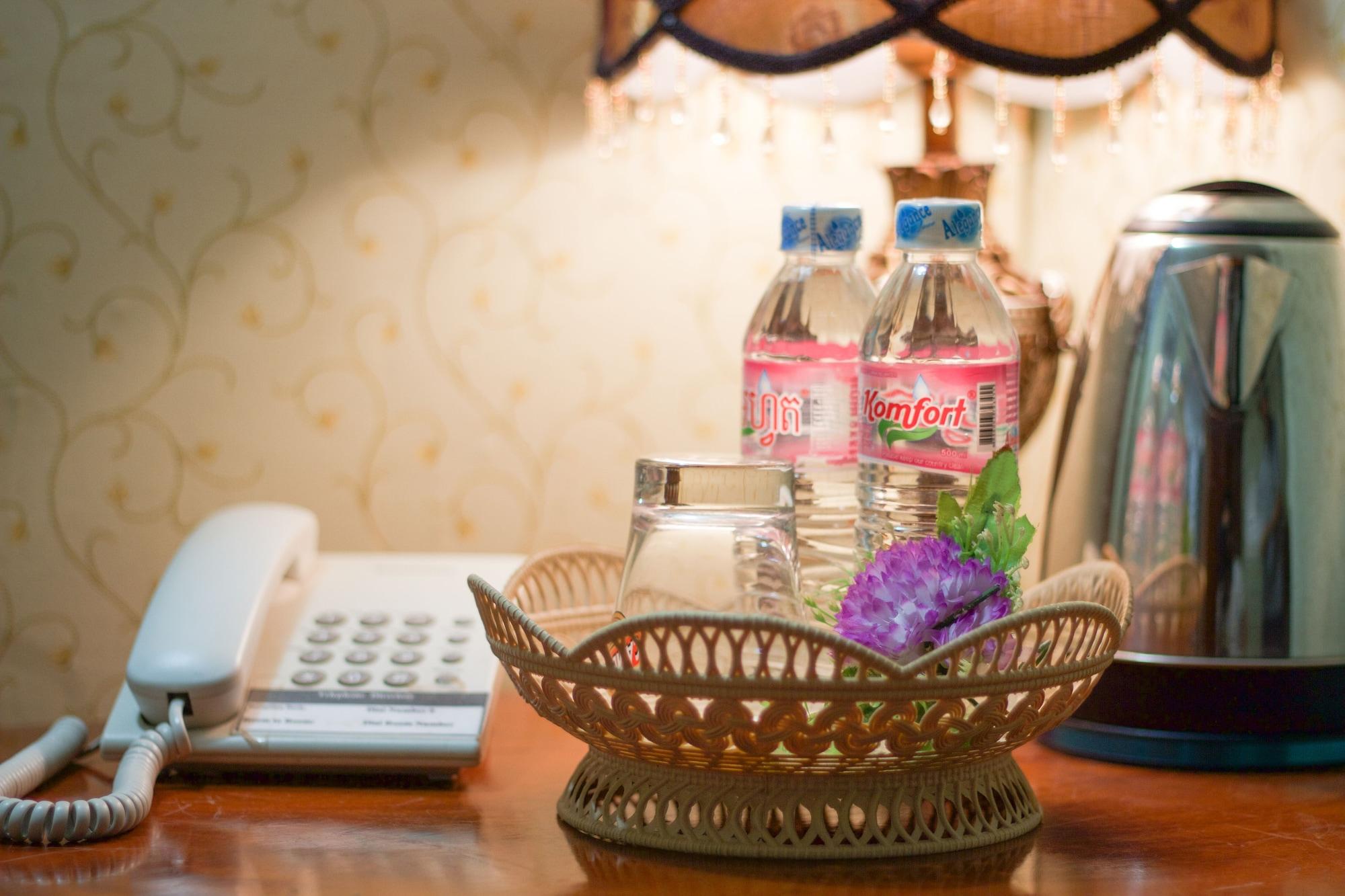 Angkor Mithona Guesthouse Phnom Penh Dış mekan fotoğraf