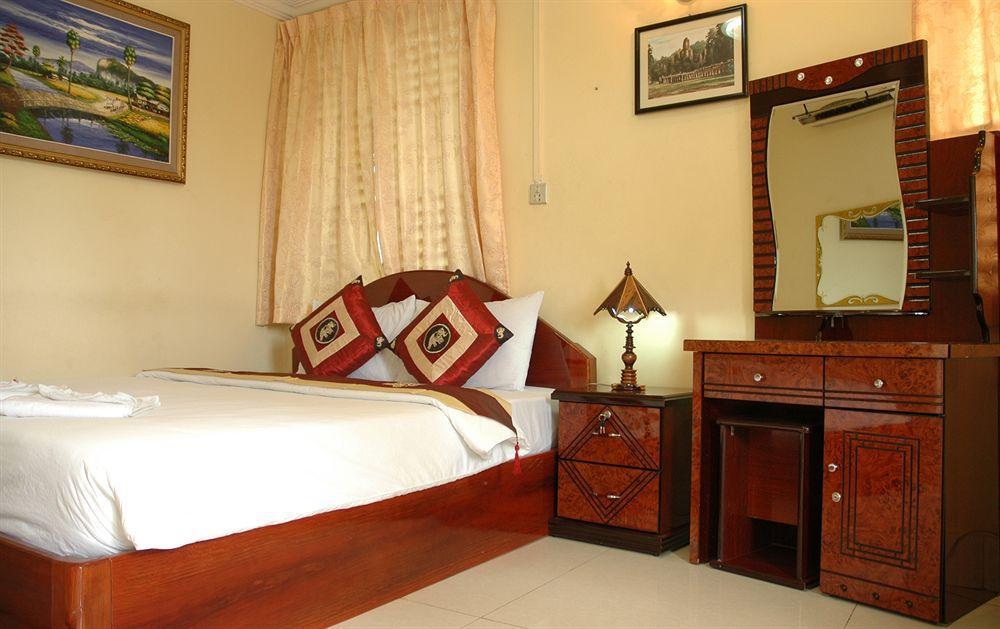 Angkor Mithona Guesthouse Phnom Penh Dış mekan fotoğraf