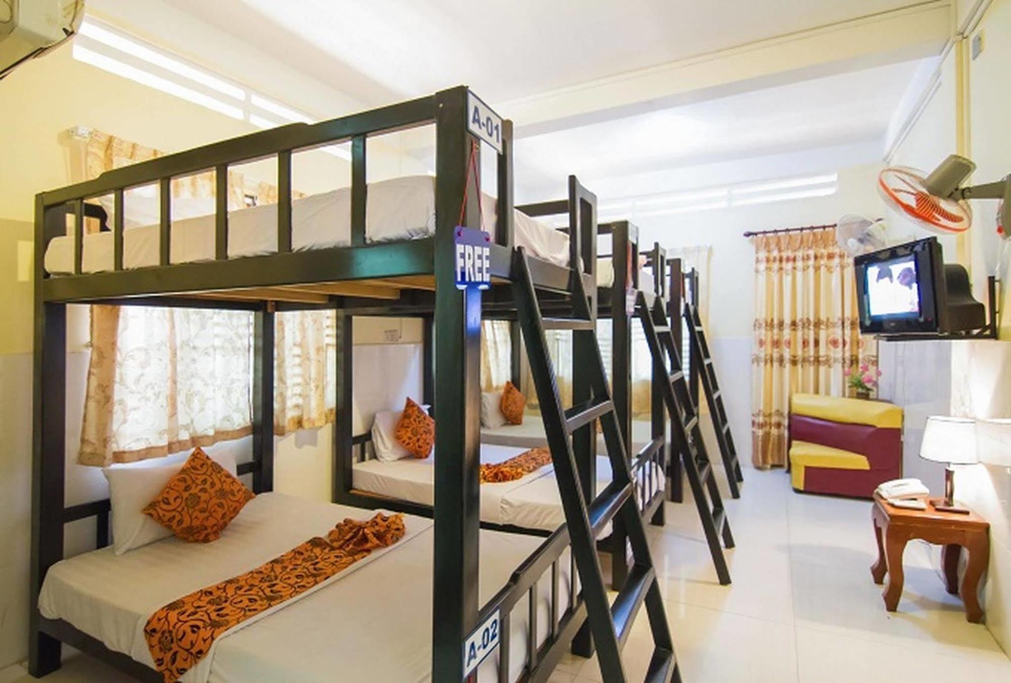 Angkor Mithona Guesthouse Phnom Penh Dış mekan fotoğraf